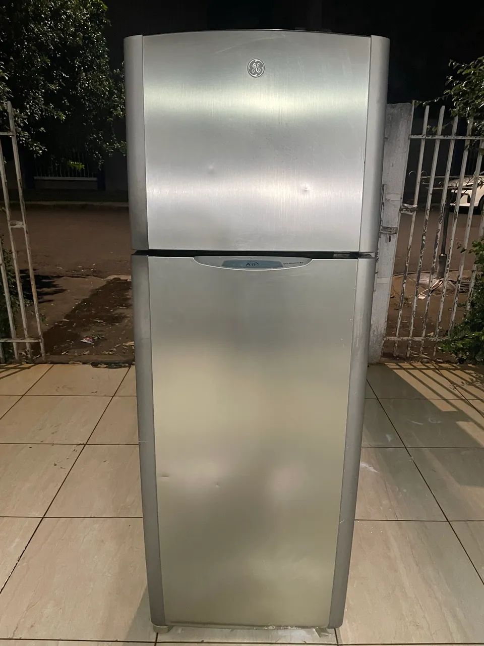 Geladeira GE Duplex 430 Litros
