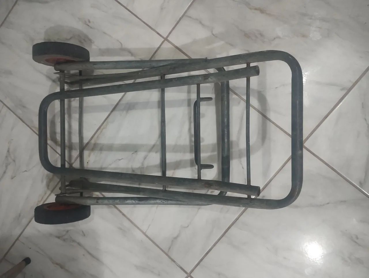 Carrinho reforçado de feira barato RS 60