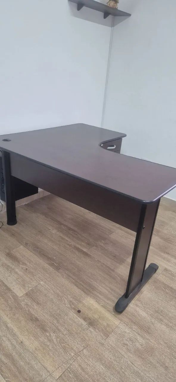 Mesa em L