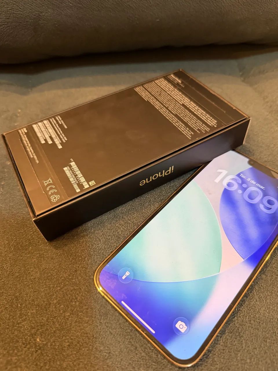 iPhone 13 Pro Max Gold - 128 GB *semi novo * - Celulares e