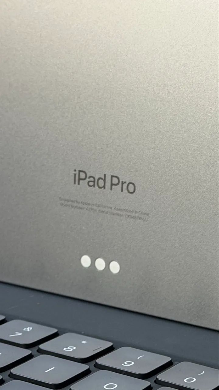iPad Pro 4 geração + Magic Keyboard + Apple Pencil 2 - Foto 2