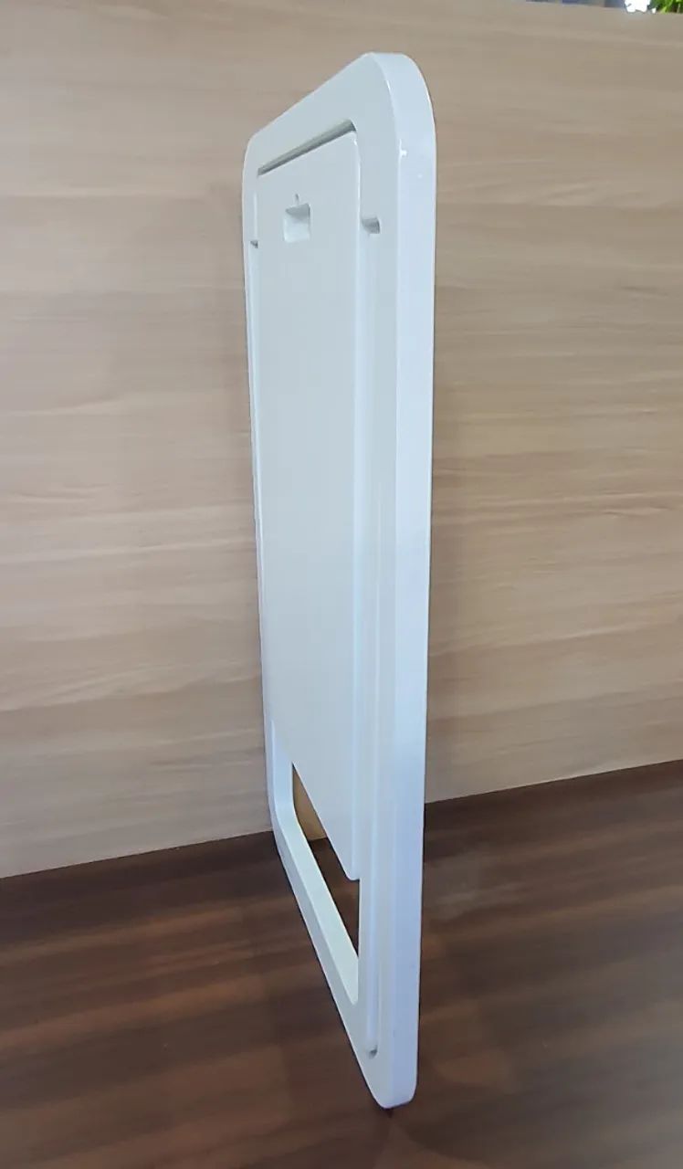 Mesa Dobravel em Madeira - Foto 2