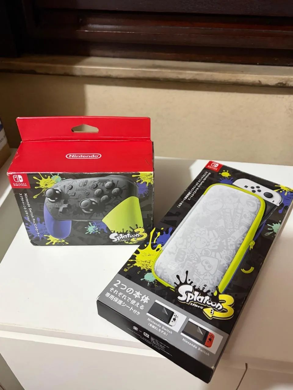 Console Nintendo Switch OLED 64GB Splatoon 3 + Controle Pro e Case Splatoon - Foto 3