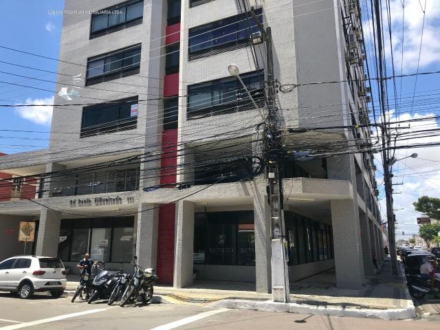 SALA COMERCIAL COM 27M², NO EDF PAULO FIGUEIREDO, NO CENTRO - Foto 2