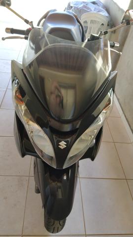 Suzuki Burgman 400 ano 2010 zeradissima de tudo, toda revisada - Foto 3