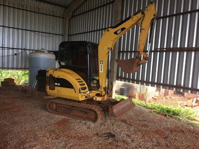 Miniescavadeira Cat 302.5