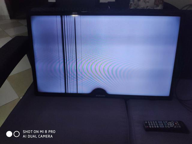 Tv Led Samsung 32 com defeito - Foto 4