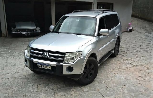 Pajero Full Diesel 7 Lugares 4X4 - 2008