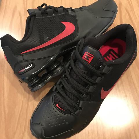 nike shox avenue preto e vermelho