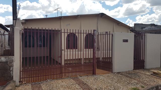 Casa com 3 quartos e 2 banheiros no José Abraão