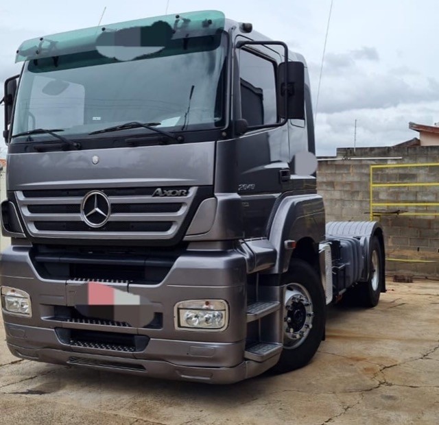 MERCEDES-BENZ AXOR 2040