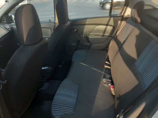 RENAULT LOGAN 1.0 AUTHENTIQUE