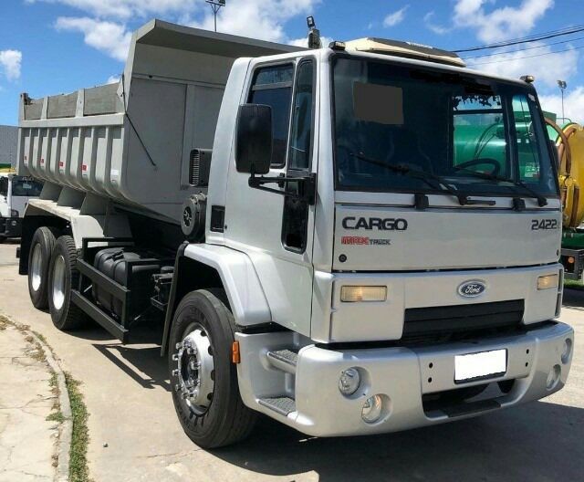 CAMINHÃO FORD CARGO 2422