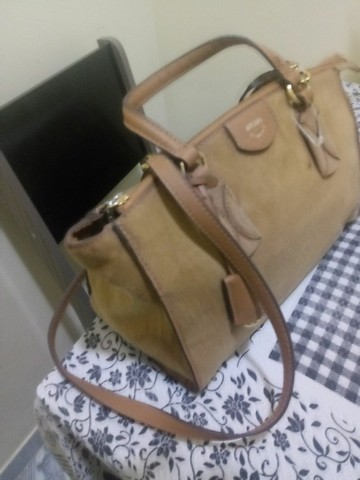 Uma linda bolsa arezzo - Foto 4