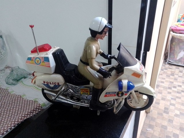 Brinquedo antigo 44 cm x 33 cm