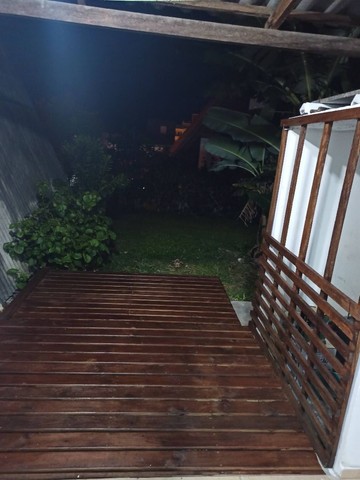 Suíte funcional com entrada independente na praia do santinho  - Foto 10