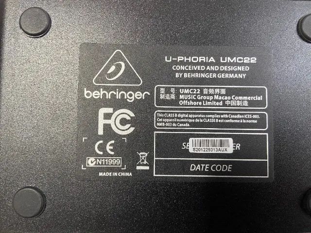 Interface de Áudio Behringer U-Phoria UMC22 - Foto 4