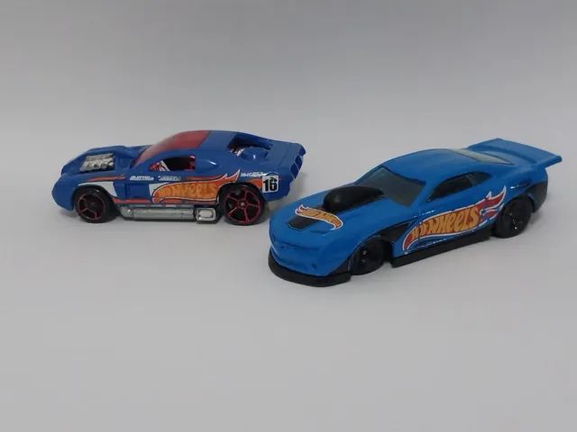 2 Miniaturas Hot Wheels Camaro e Hollowback azul equipe Hot Wheels - Foto 4