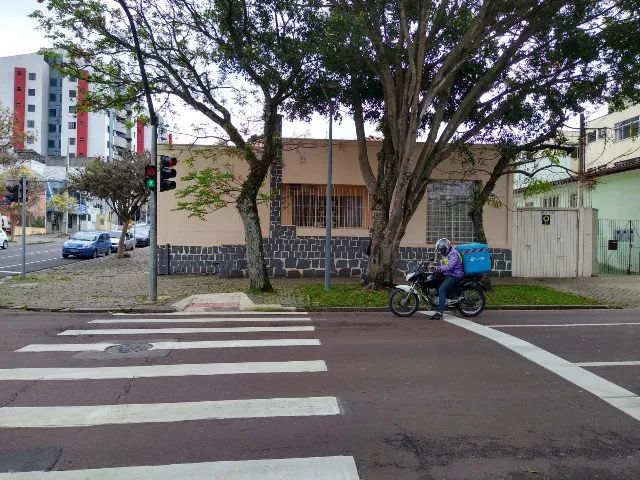Captação de Casa para locação na Rua Amazonas, Água Verde, Curitiba, PR