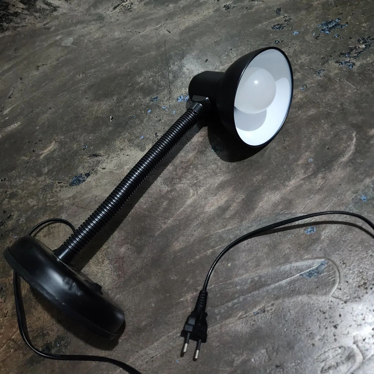 Luminária de mesa - Foto 6