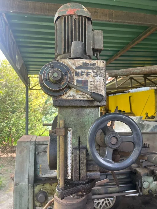 FURADEIRA FRESADORA