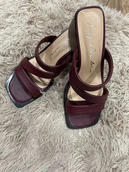 Sandálias de Salto Alto Vermelho Luiza Barcellos, TAM 38 - Foto 2