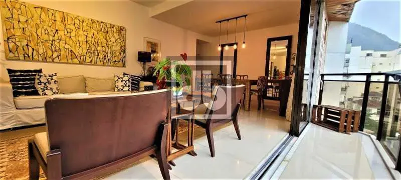 Apartamento à venda na Lagoa, 3 Quartos, 3 Suítes, 2 Vagas