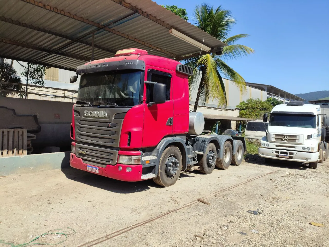 Scania 360 2012 quarto eixo motor melhorado