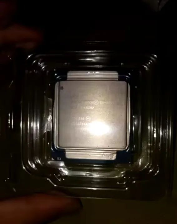 Vendo Processador Xeon E5-2630V3 2.4ghz a 3.0ghz Intel X99 DDR4 - Foto 3