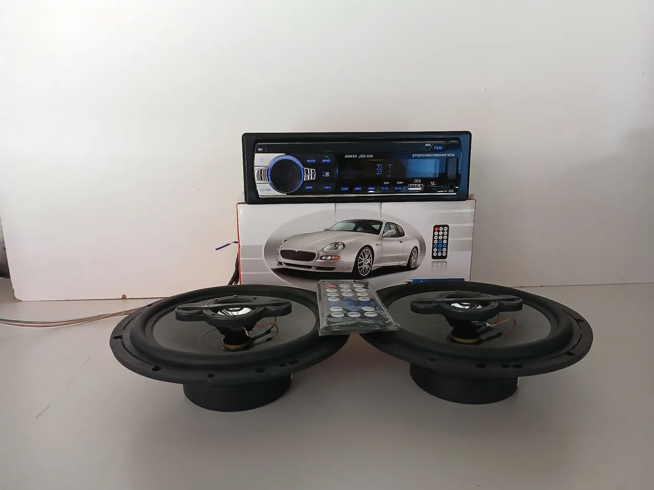 Som Auto Completo 60W 4 Canais + 2 Alto Falantes 6 Polegadas