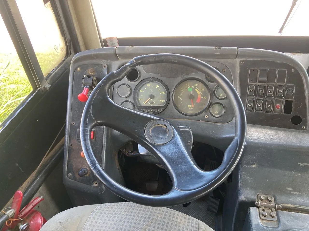 Ônibus em ótimo estado - Foto 6