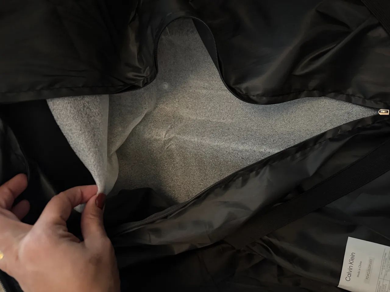 Mala CALVIN KLEIN nova  - Foto 5