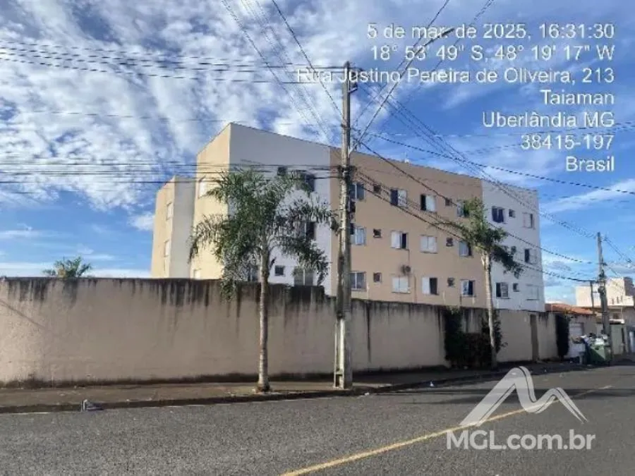 UBERLÂNDIA/MG  Apartamento 2 quartos (F *2360)