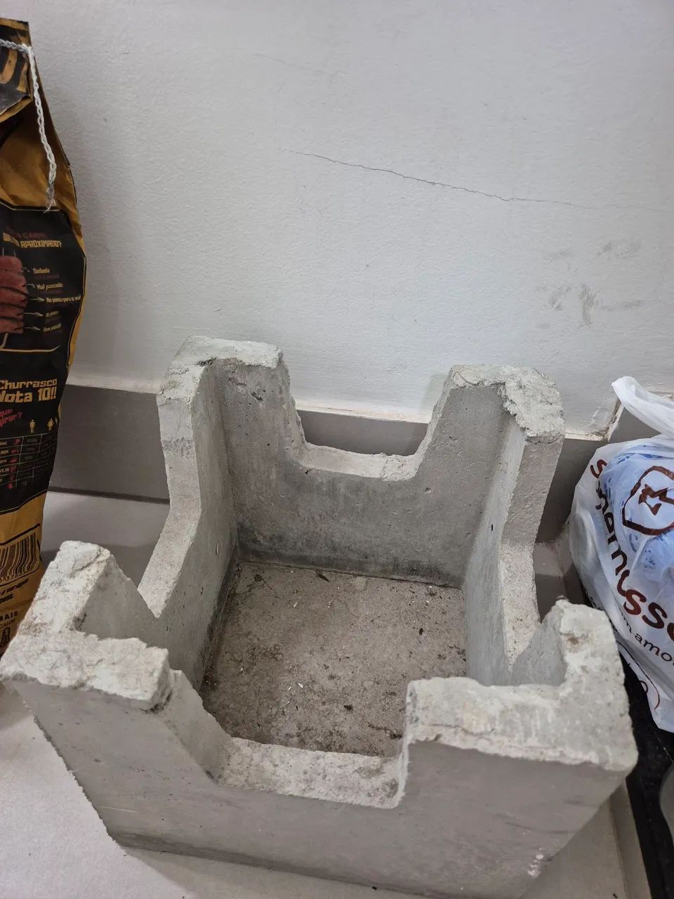 Castelo de concreto para churrasqueira - Foto 3