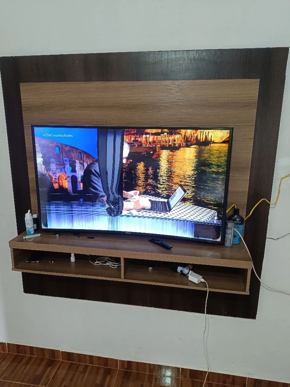 TV com tela danificada - Foto 2