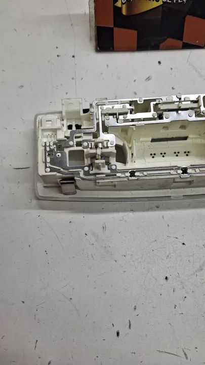 Luz Cortezia Teto Nissan Kicks 2022 / 2023 - Foto 9