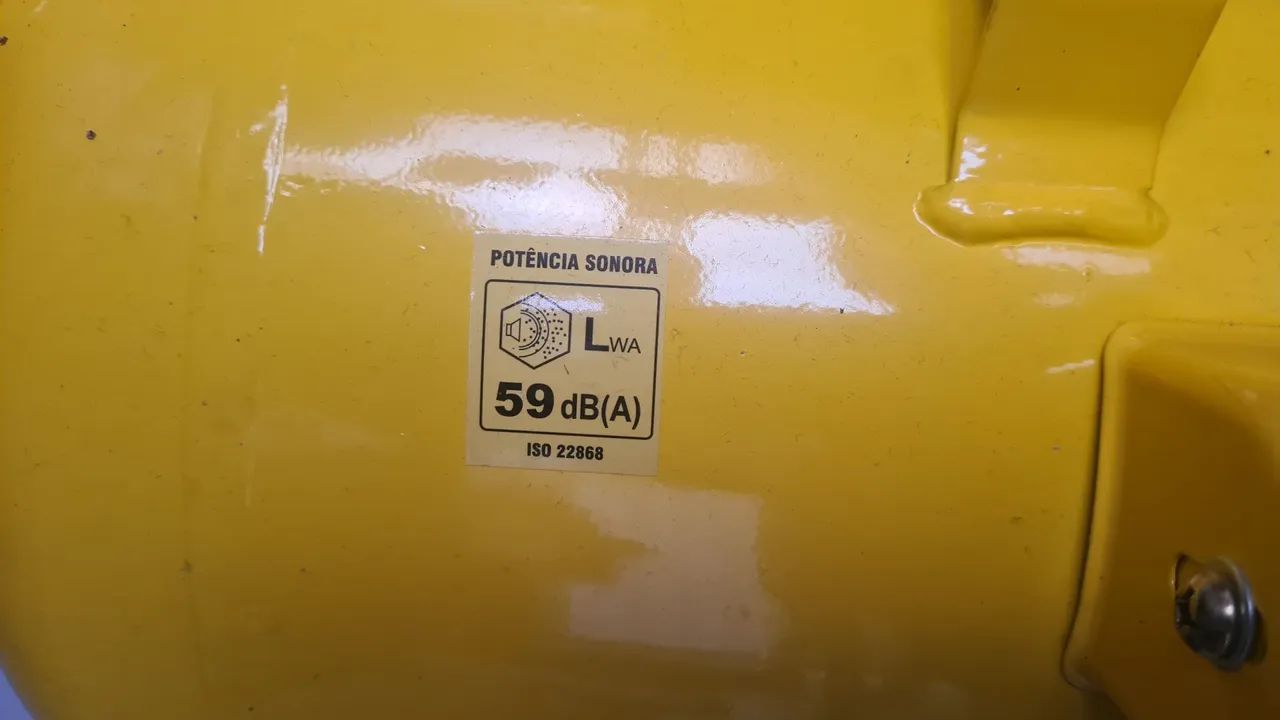 Compressor de Ar Tekna Silêncio e Isento de óleo  50 litros  220 volts - Foto 4