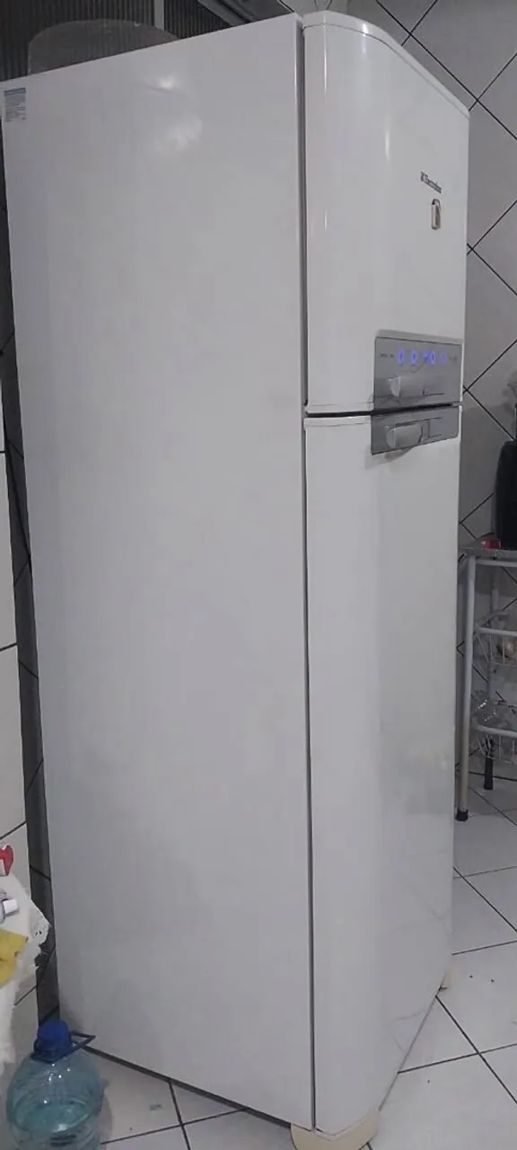 Geladeira Electrolux 430 LITROS