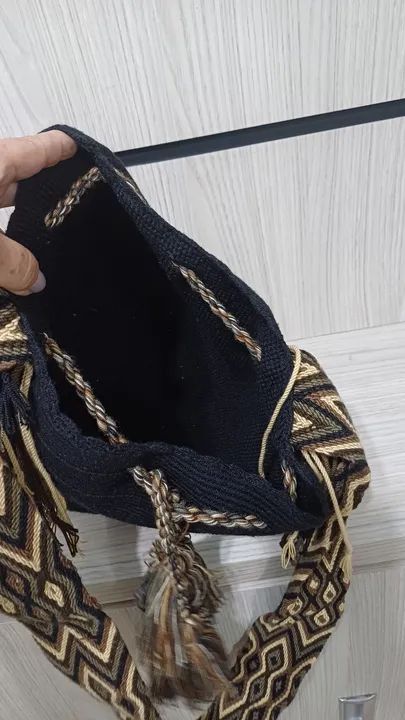 Bolsa Wayuu de ombro com alça colorida - Foto 2