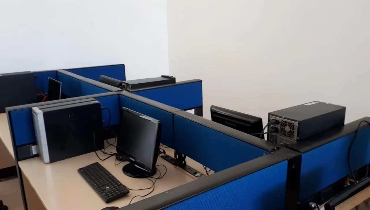 Estação de trabalho, mesas e cadeiras para escritório. - Foto 2