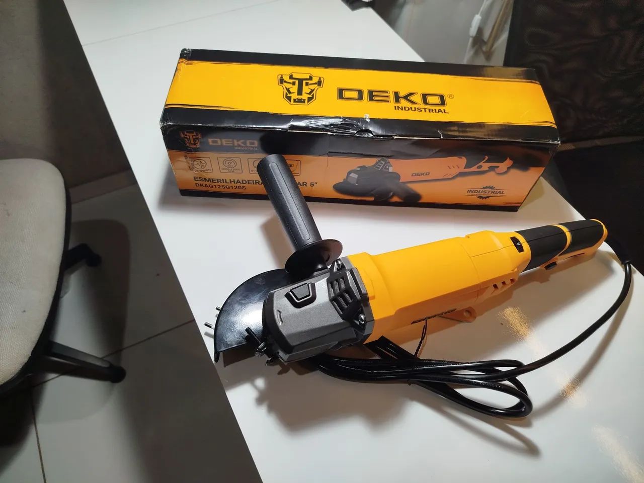 Esmerilhadeira Angular 5? Deko Industrial - Foto 2