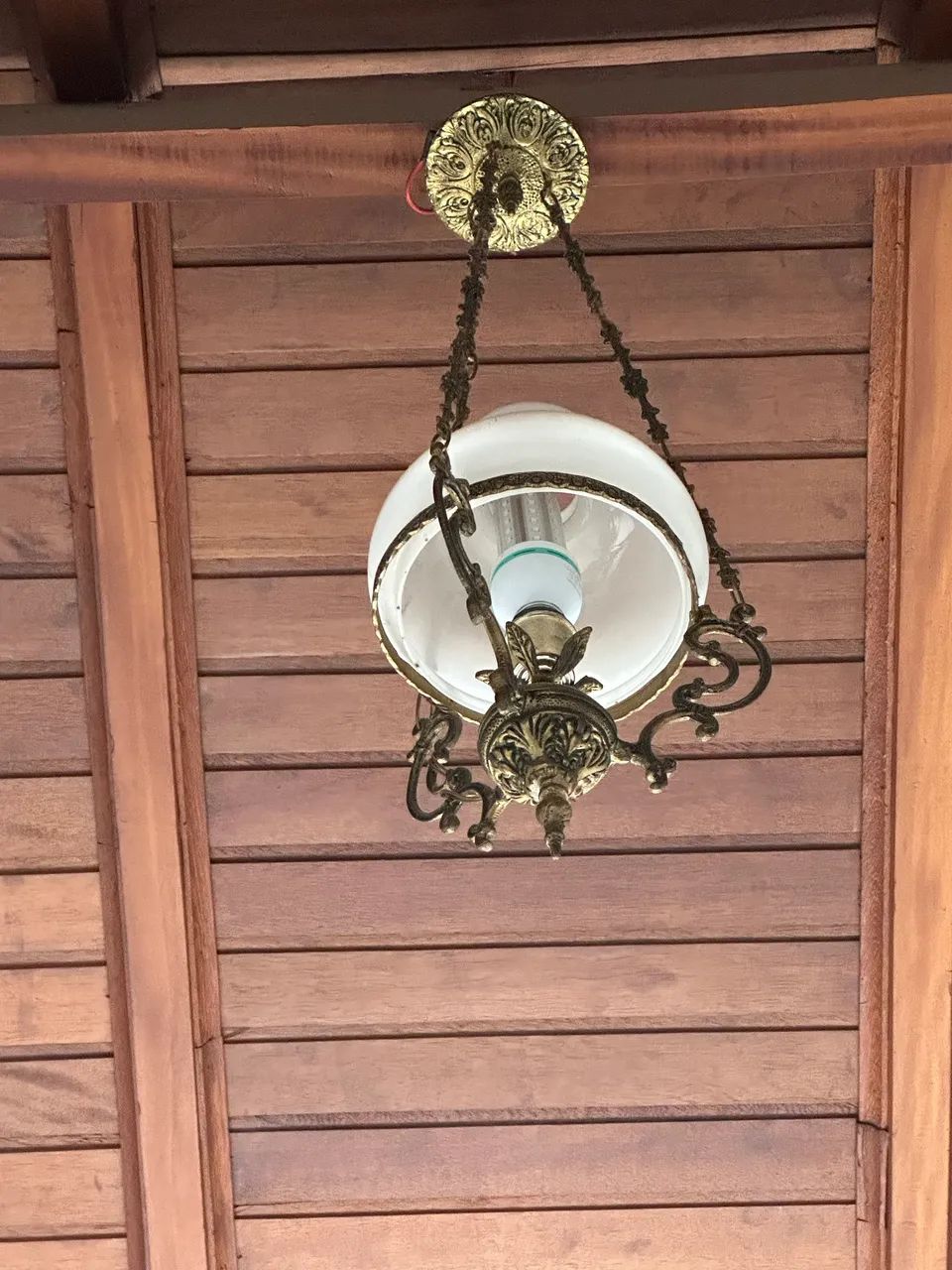 Lustre estilo colonial em bom estado - Foto 3