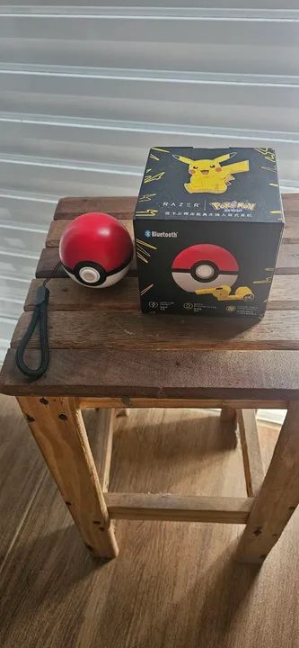 Fone de ouvido Razer (Pikachu) 