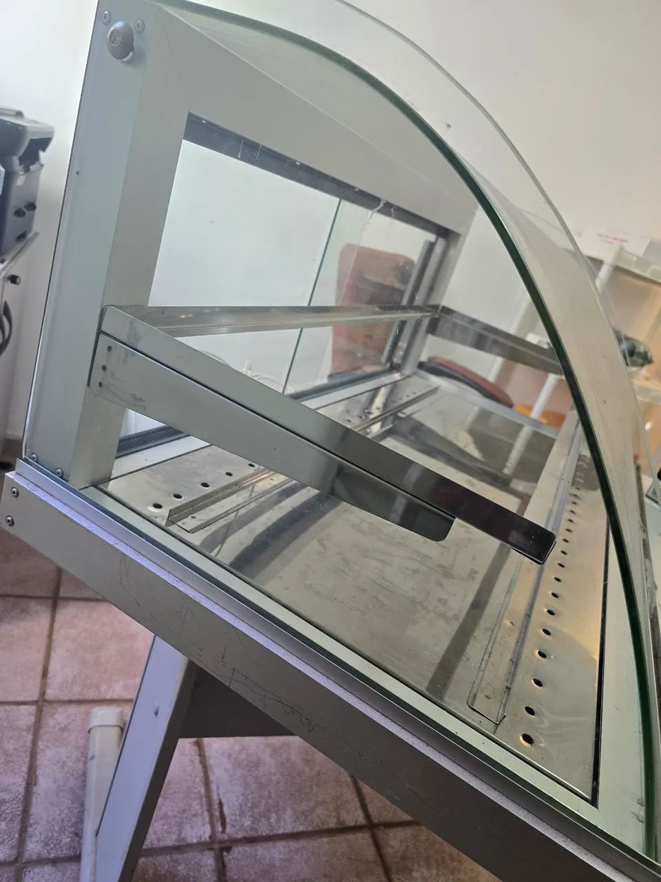 Estufa Grande para salgados de balcão com 12 Bandejas - Foto 3