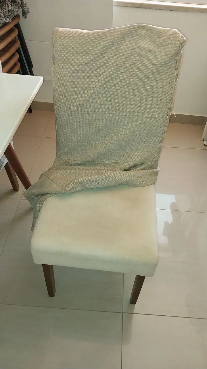 Mesa de Jantar com 4 cadeiras - Foto 5