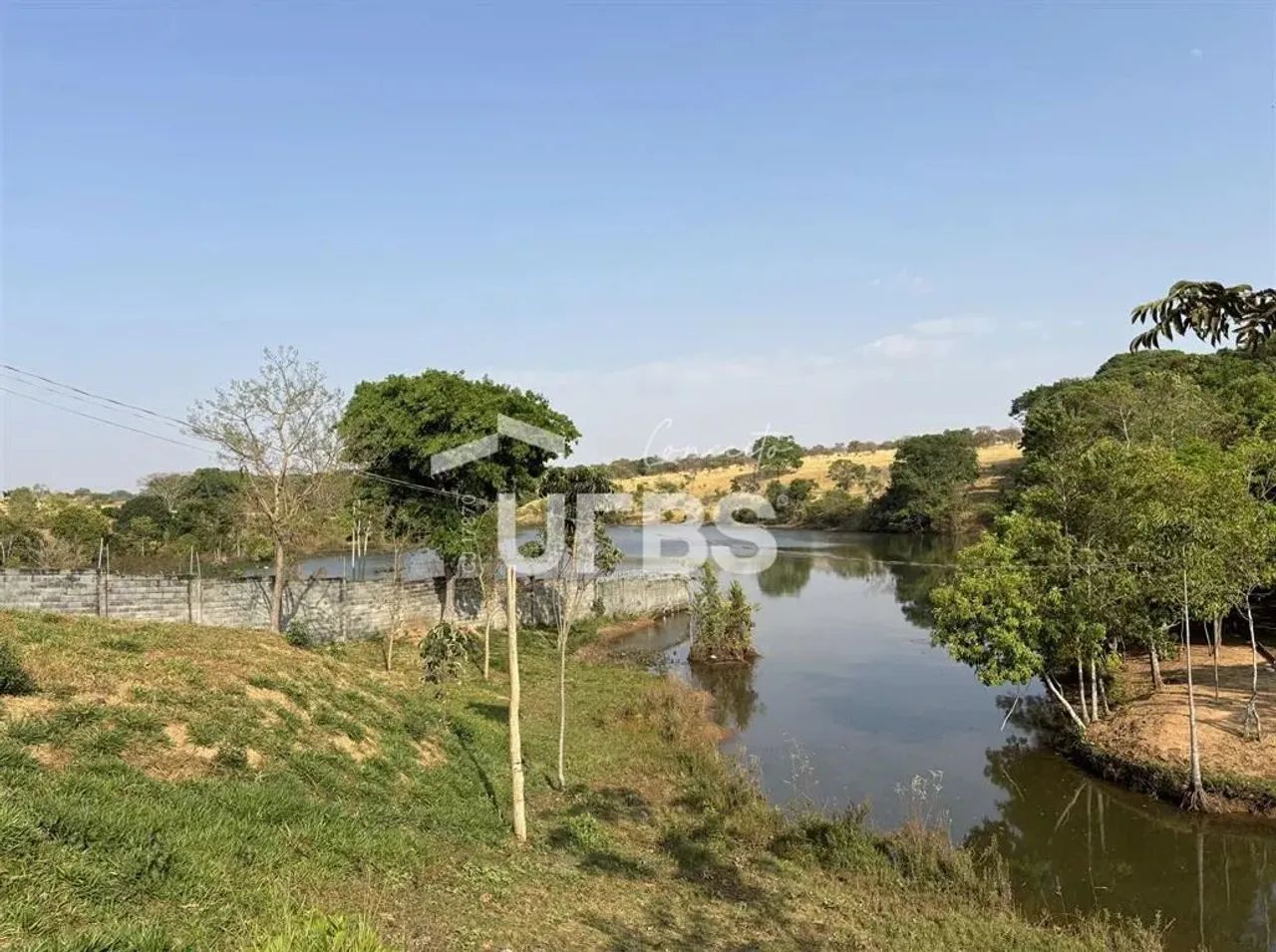Terreno em Abadia de Goiás 499 m²  Excelente Localização - Foto 2