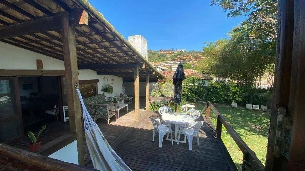 Casa com 6 quartos à venda, 375 m² por R$ 8.000.000 - Praia João Fernandes - Armação dos B