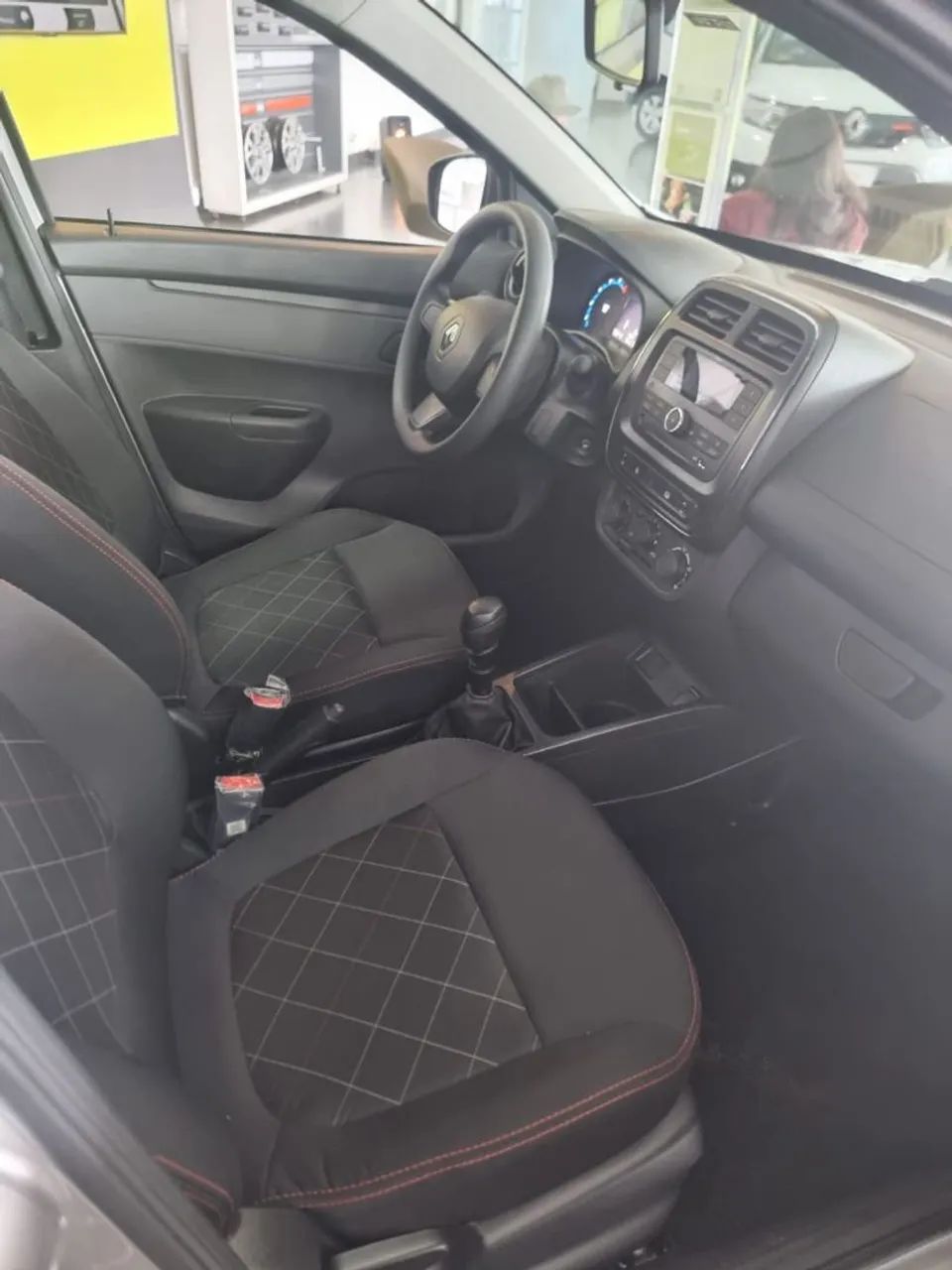 KWID 1.0 Já Financiado valor R$ 20,000 - Foto 3