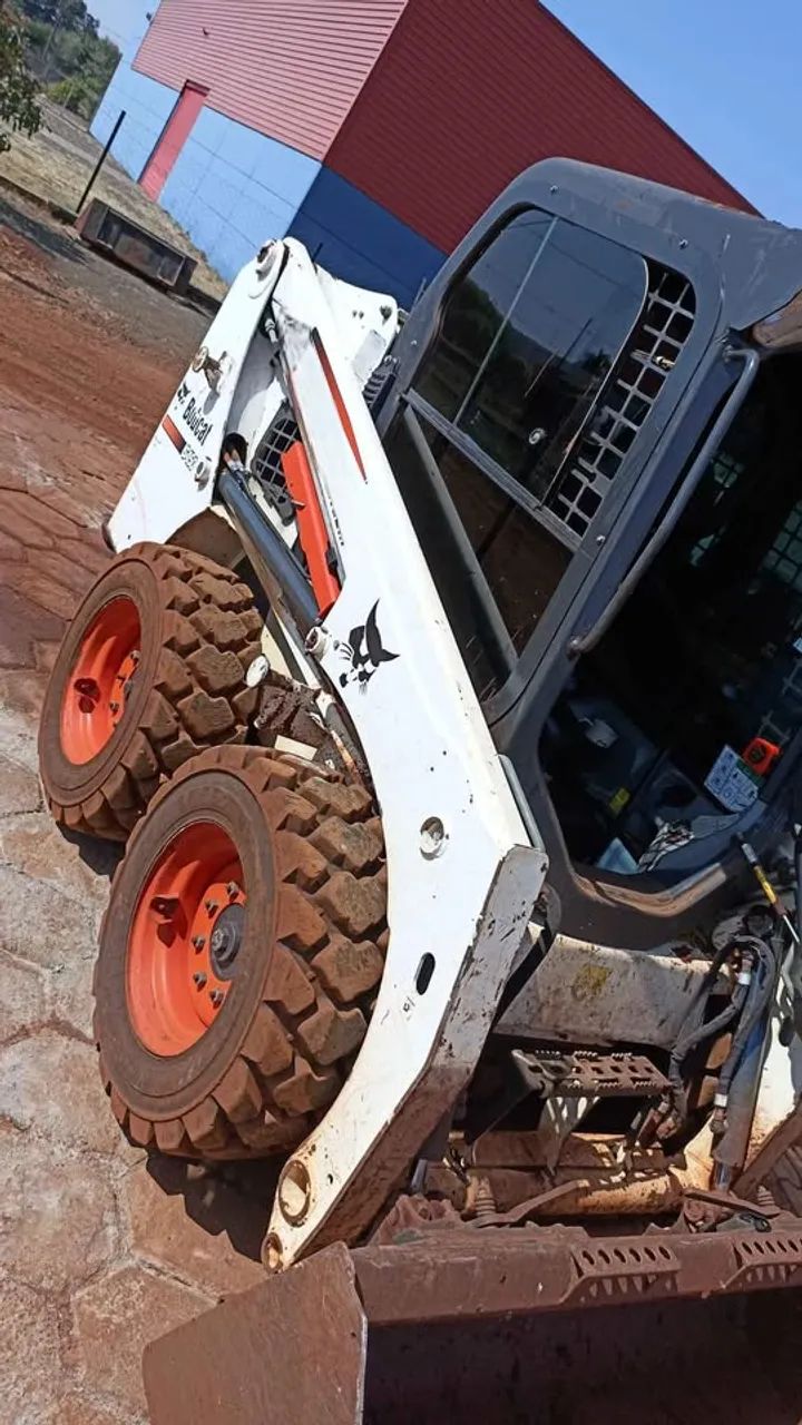 Mini carregadeira Bob Cat S450 Ano 2018 - Foto 4
