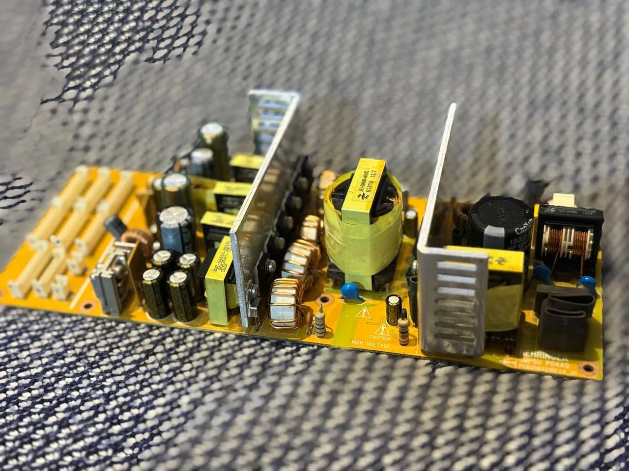 Fonte de alimentação X32 Behringer  - Foto 4